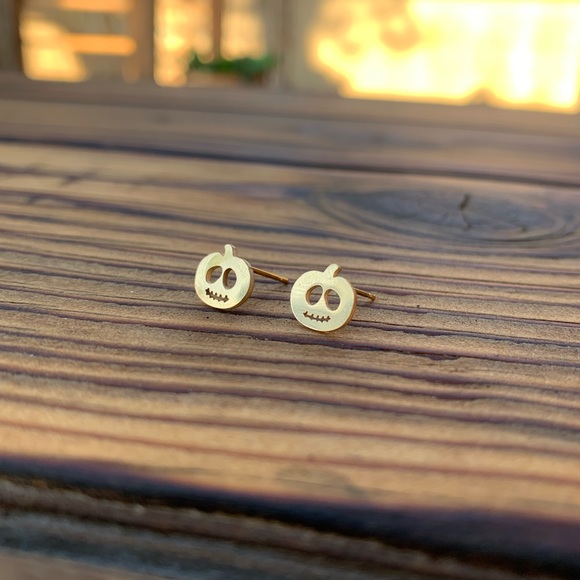 STAINLESS STEEL GOLD Pumpkin Halloween Stud Earrings with Gift Bag - Picture 2 of 5